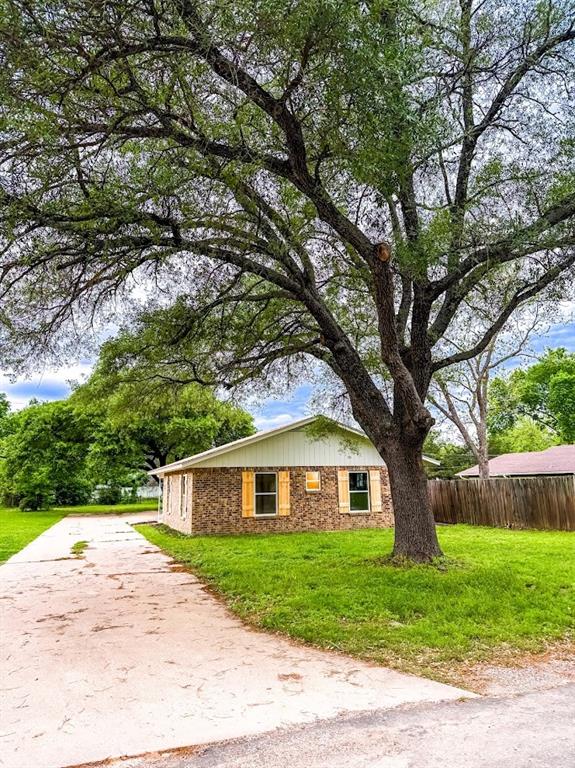 212 S 10th Avenue, Teague, Texas image 20