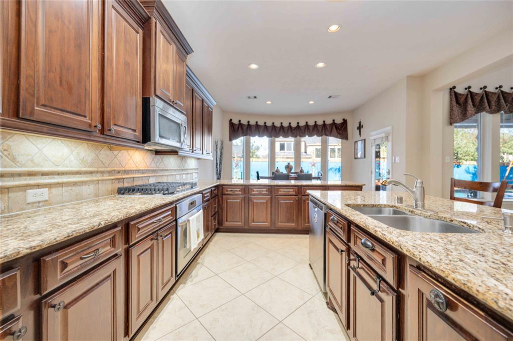 28202 Rippling Brook Lane, Fulshear, Texas image 10