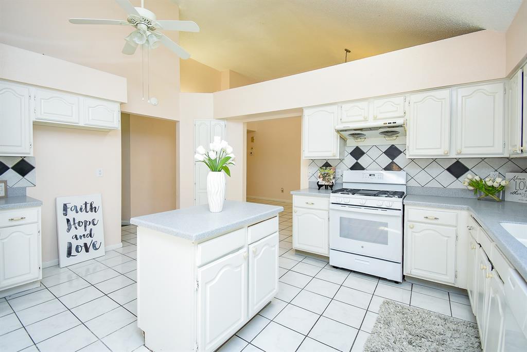 1234 Catskill Drive, Missouri City, Texas image 11