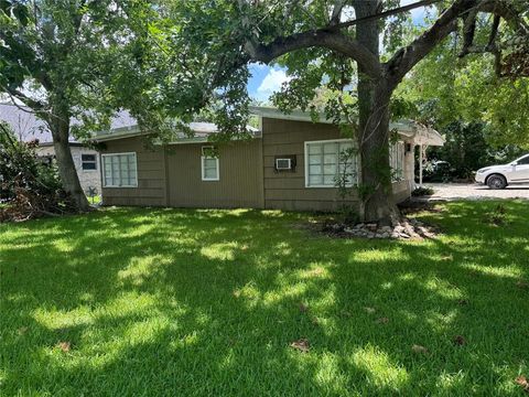 A home in La Porte