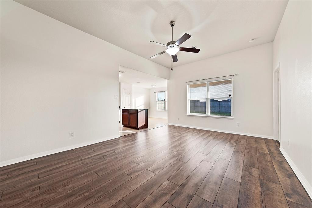 6906 Chessgate Falls Lane, Rosenberg, Texas image 6
