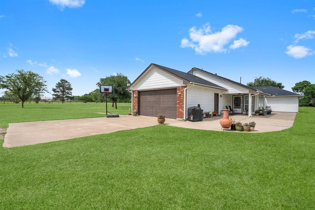 34334 Howell Road, Waller, Texas image 7