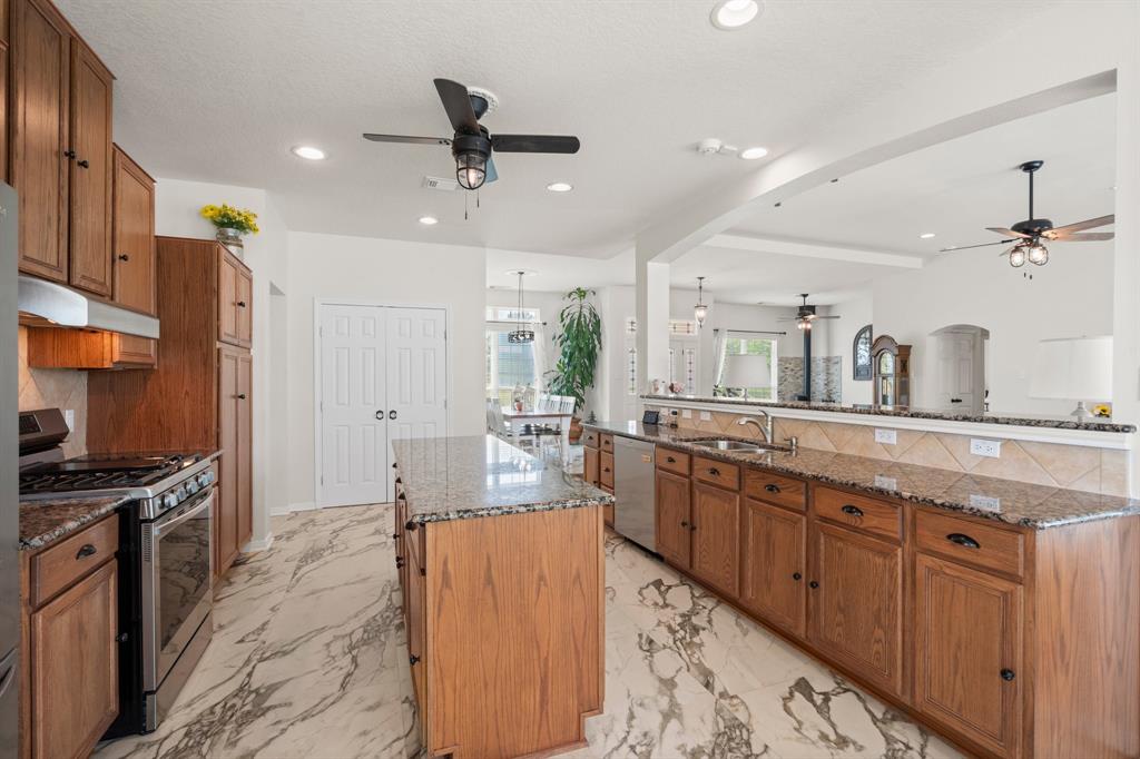 34334 Howell Road, Waller, Texas image 25