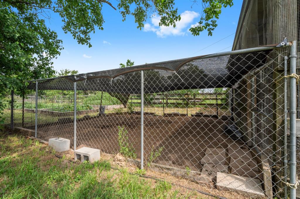 34334 Howell Road, Waller, Texas image 36