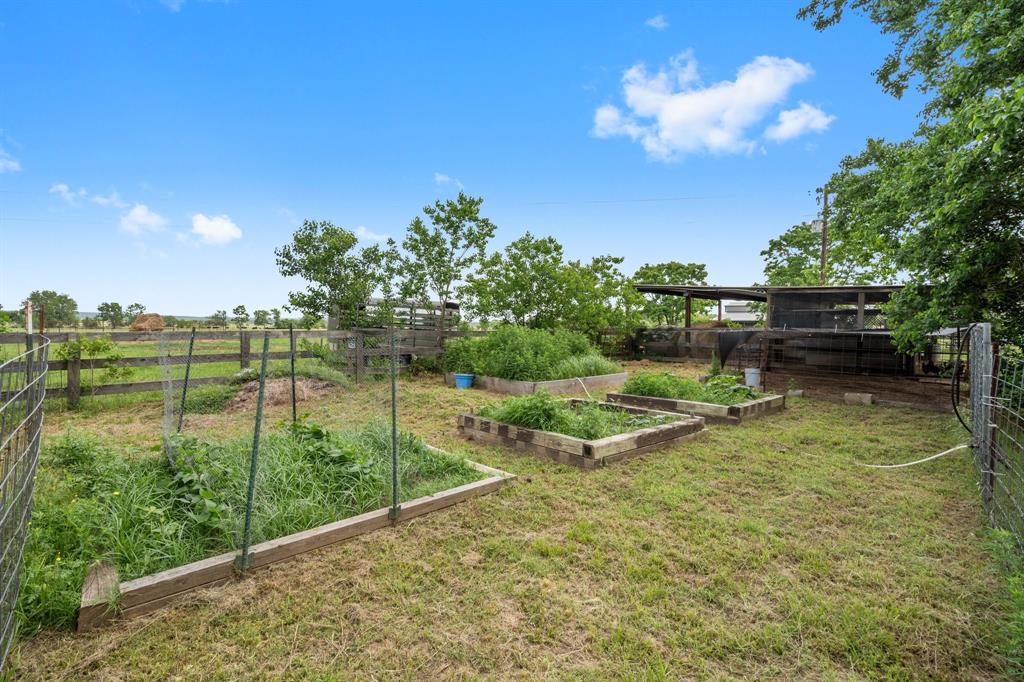34334 Howell Road, Waller, Texas image 37