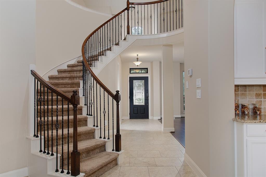 18 Cohasset Place, The Woodlands, Texas image 6