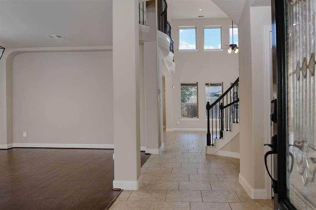 18 Cohasset Place, The Woodlands, Texas image 3