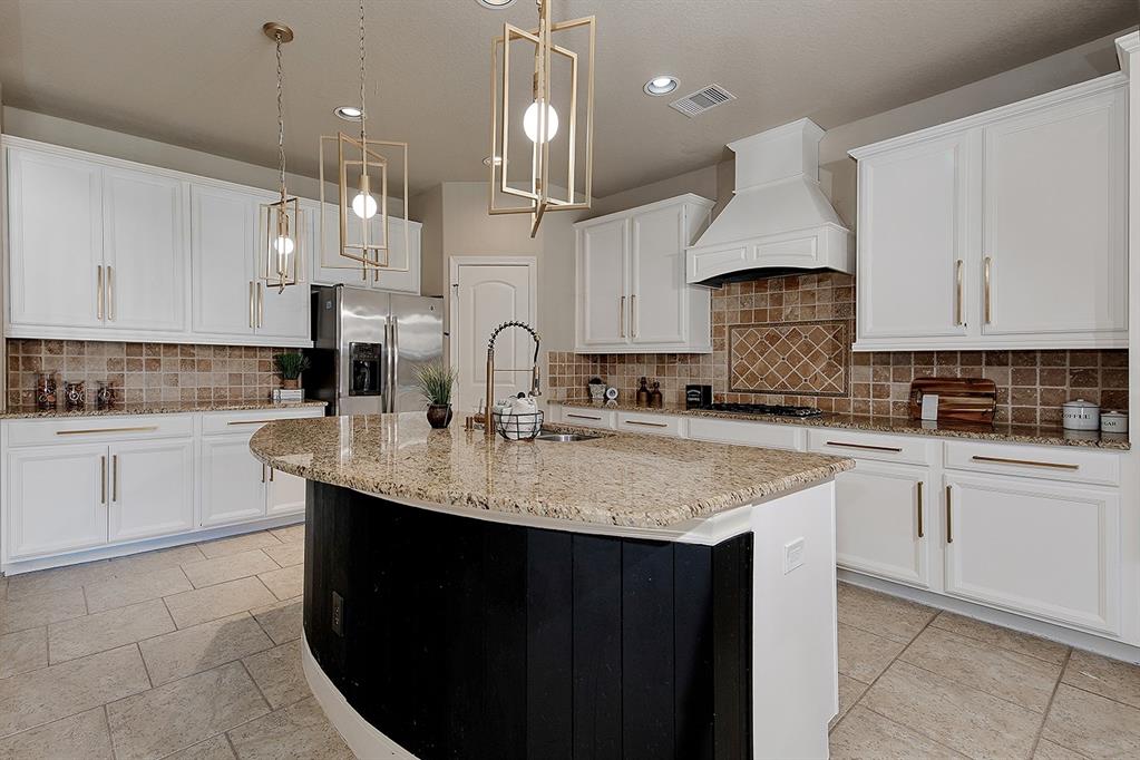 18 Cohasset Place, The Woodlands, Texas image 11