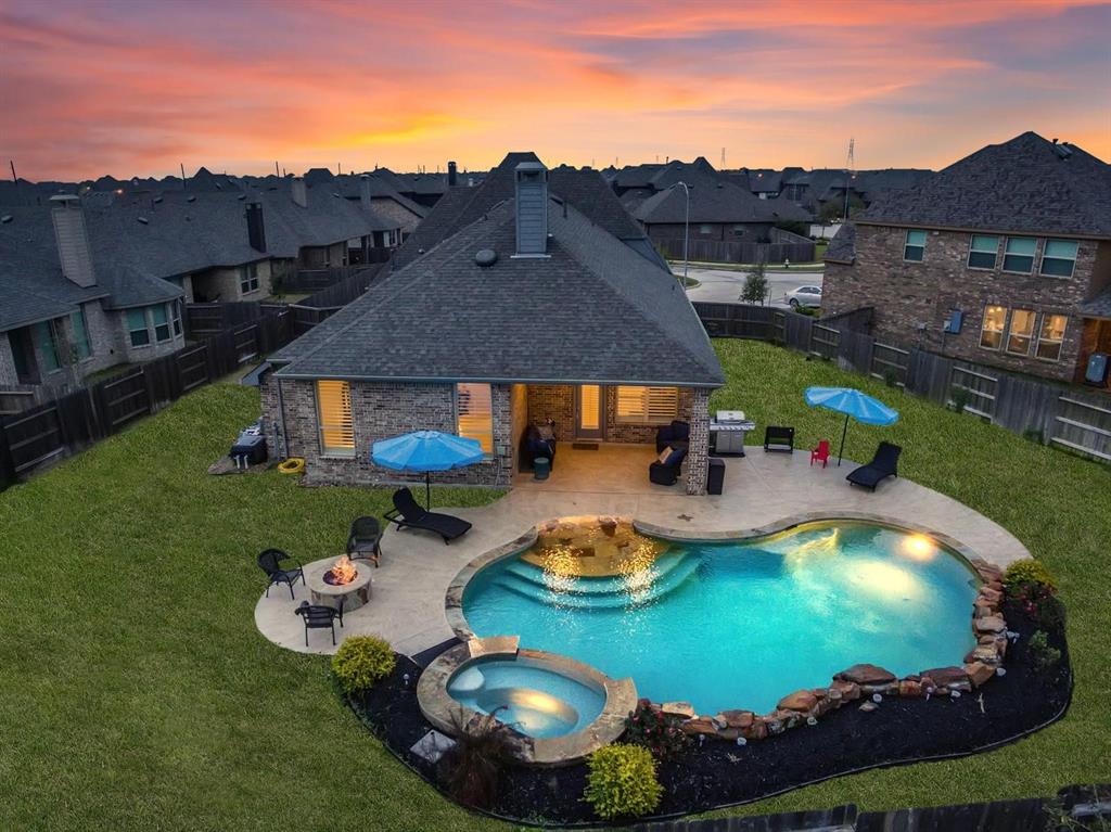 21331 Falls Frost Drive, Richmond, Texas image 2