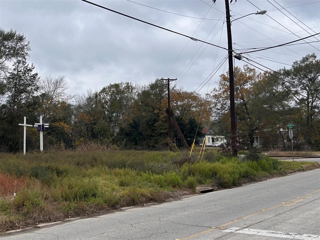 R143632 N Chestnut Street, Lufkin, Texas image 1