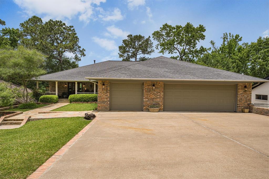 1927 East Lake Drive