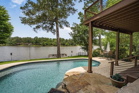 1927 East Lake Drive Huntsville TX 77340