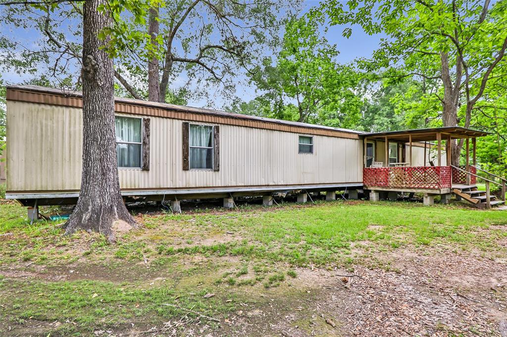 19355 Forest Lane Circle, New Caney, Texas image 5