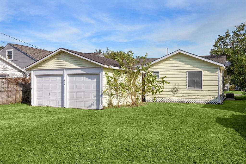 1615 W 6th Street, Freeport, Texas image 11