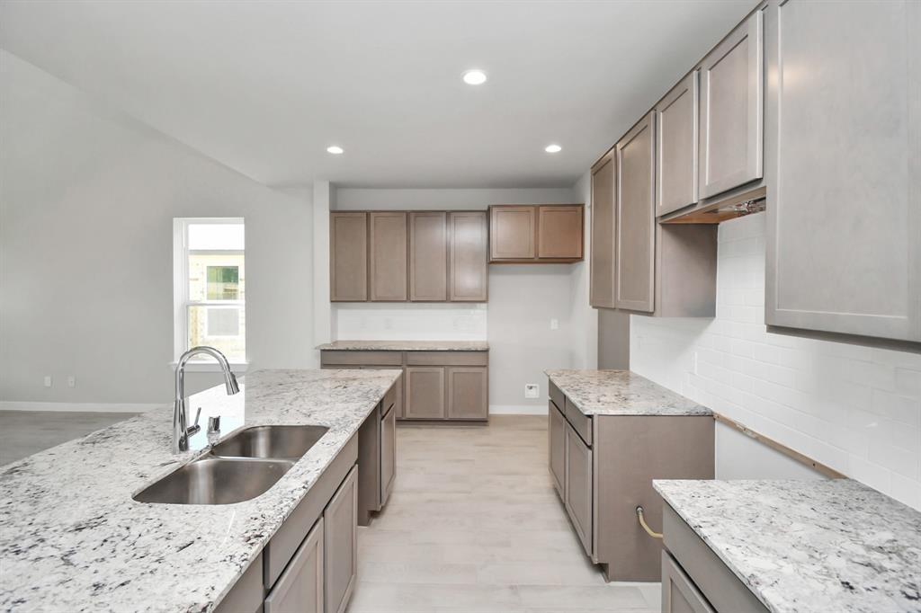 18214 Yaupon Bough Lane Ln, Tomball, Texas image 10