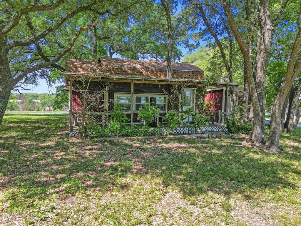 8904 Mariposa Lane, Brenham, Texas image 40