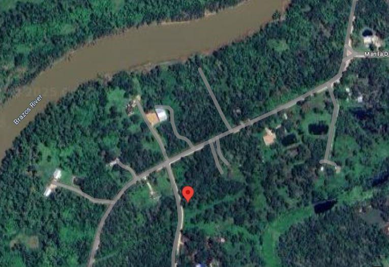 107 Forest Loop, Angleton, Texas image 1