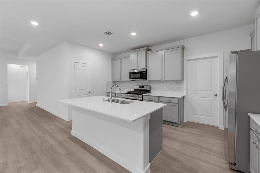 19352 Poppy Village Circle, Magnolia, Texas image 11