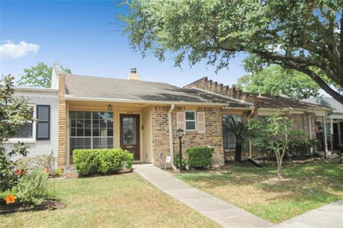 4416 Basswood Lane Bellaire TX 77401