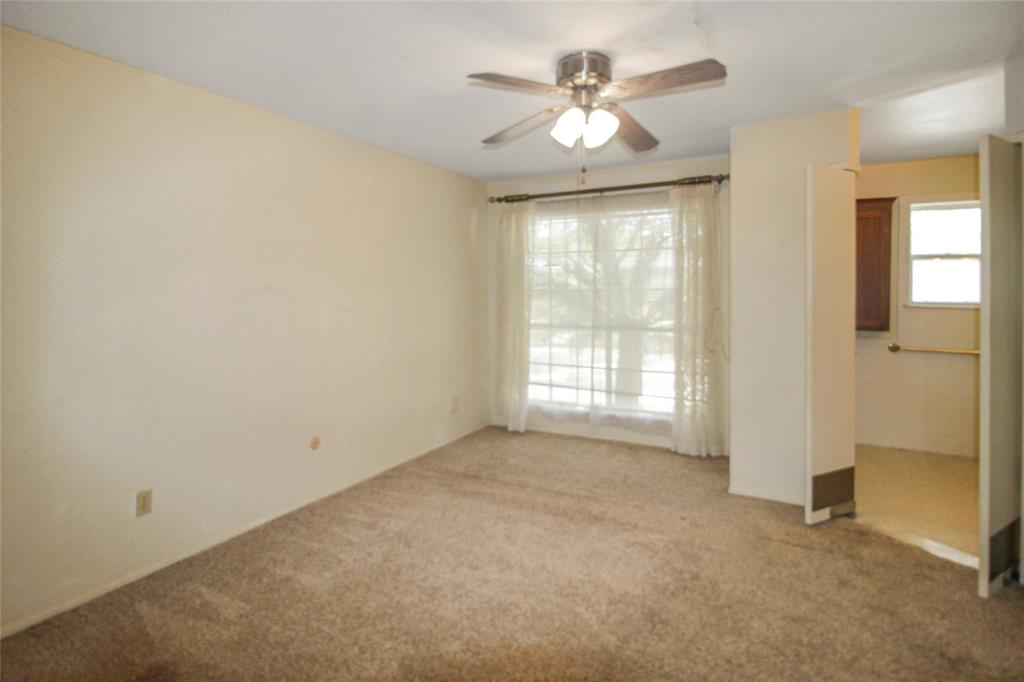 4416 Basswood Lane, Bellaire, Texas image 9