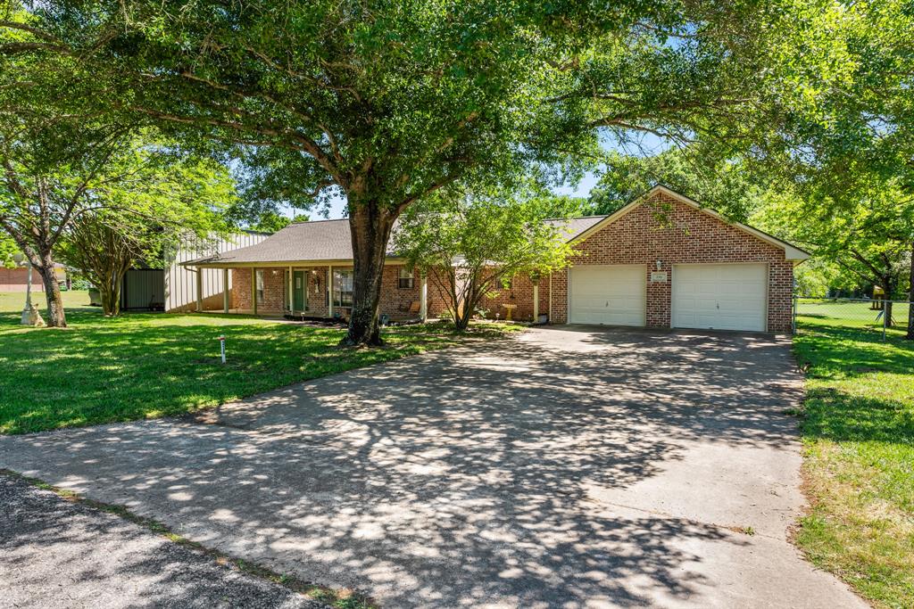 236 N Golfview Drive, Normangee, Texas image 1