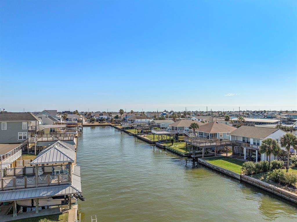 3730 Brewster Key Drive, Galveston, Texas image 38