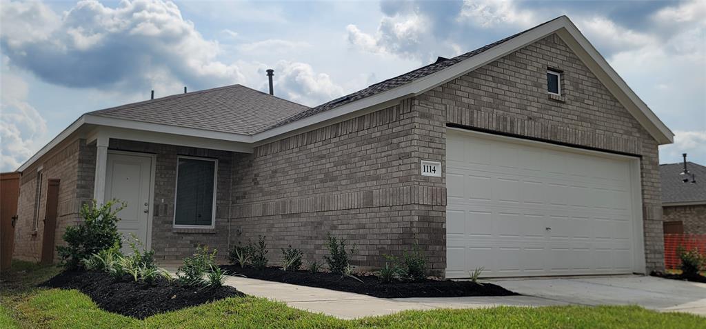 16842 Great Highlands Drive, Hockley, Texas image 1