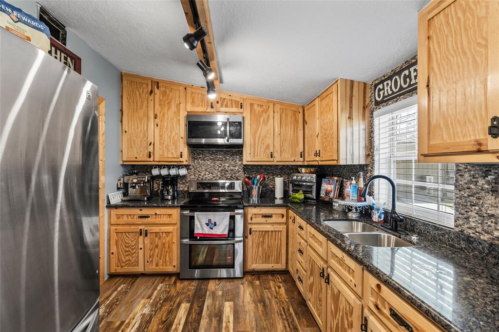 7153 Greenwood Drive, Cleveland, Texas image 8