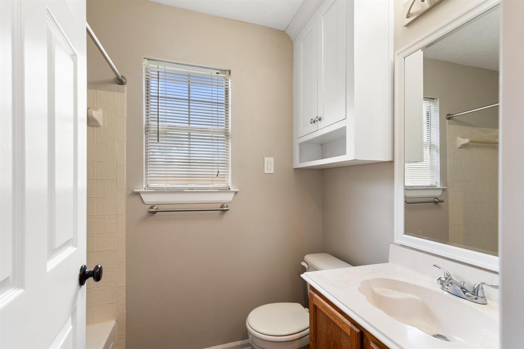 7015 Redwood Falls Drive, Pasadena, Texas image 20