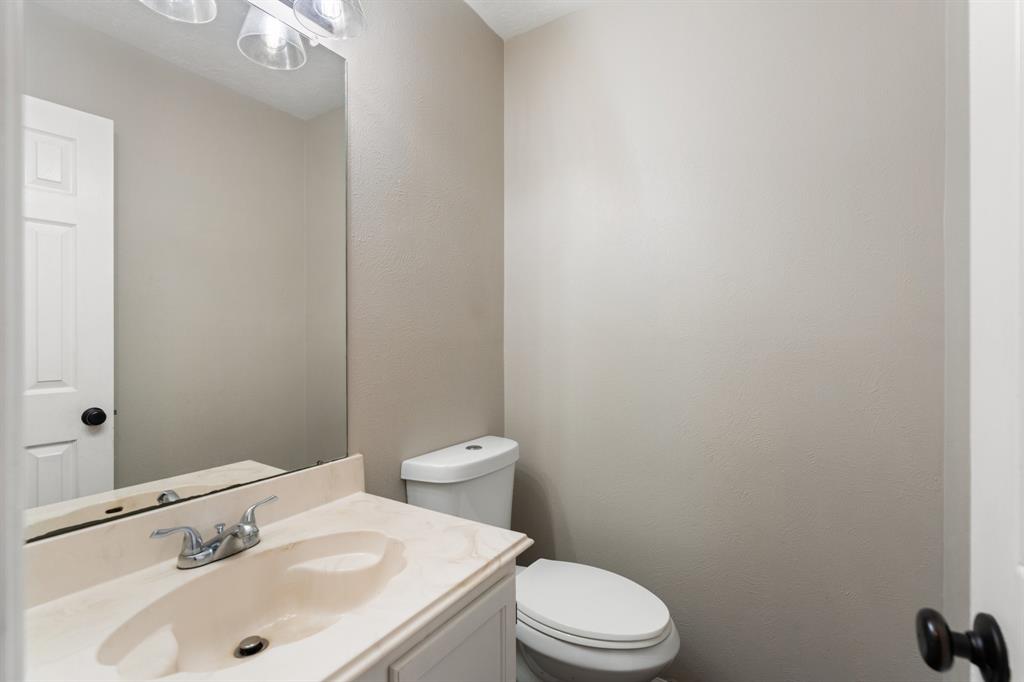 7015 Redwood Falls Drive, Pasadena, Texas image 14