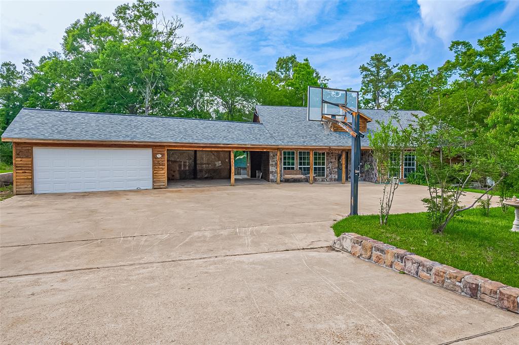 51 Lost Tree Lane, Coldspring, Texas image 2