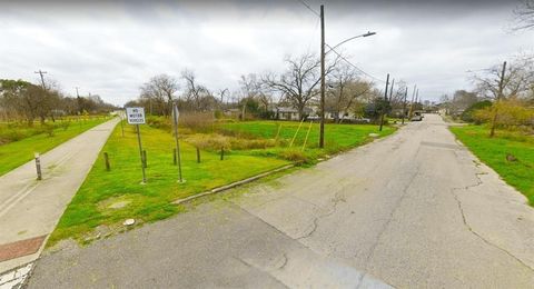 Photo of 3114 Rosalie Street, Houston, TX 77004 (MLS # 39431412)