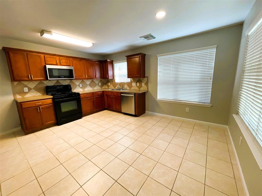 2518 Hidden Park Lane