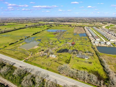 Single Family Residence in Hempstead TX 45814 HWY 290 BUS.jpg