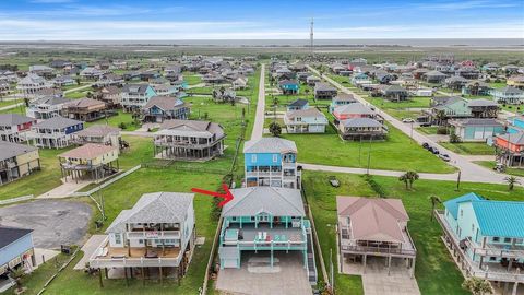 A home in Crystal Beach