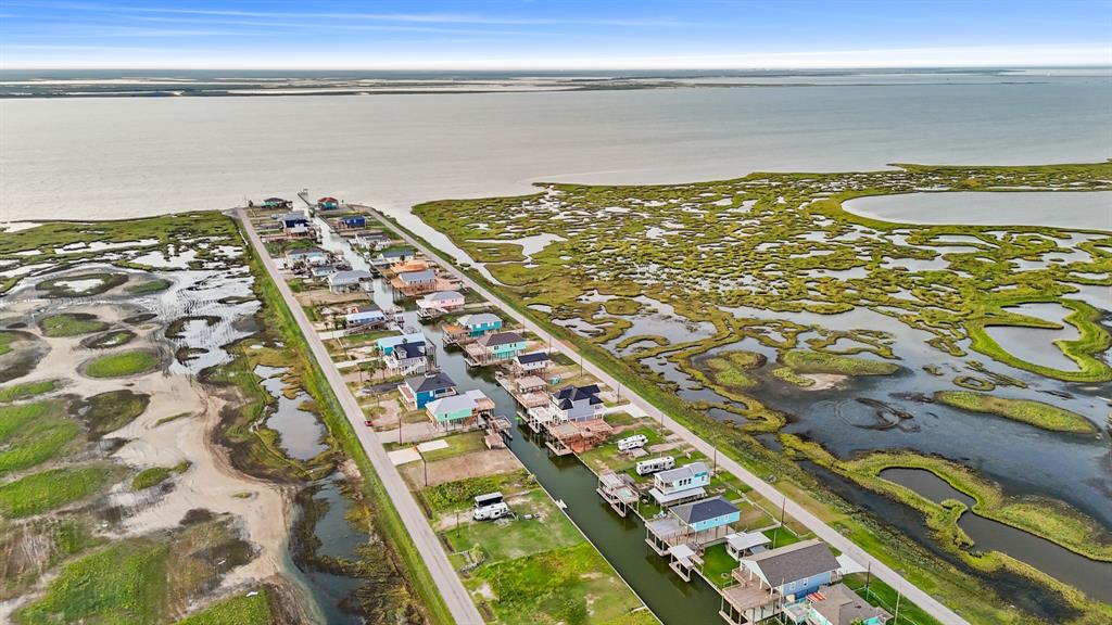 510 Cr-257p/ Dolphin Drive, Freeport, Texas image 8