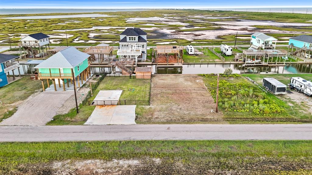 510 Cr-257p/ Dolphin Drive, Freeport, Texas image 2