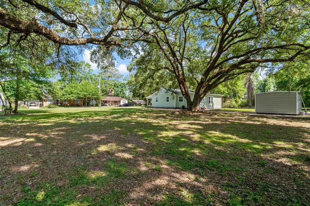 1827 N San Jacinto St, Liberty, Texas image 19