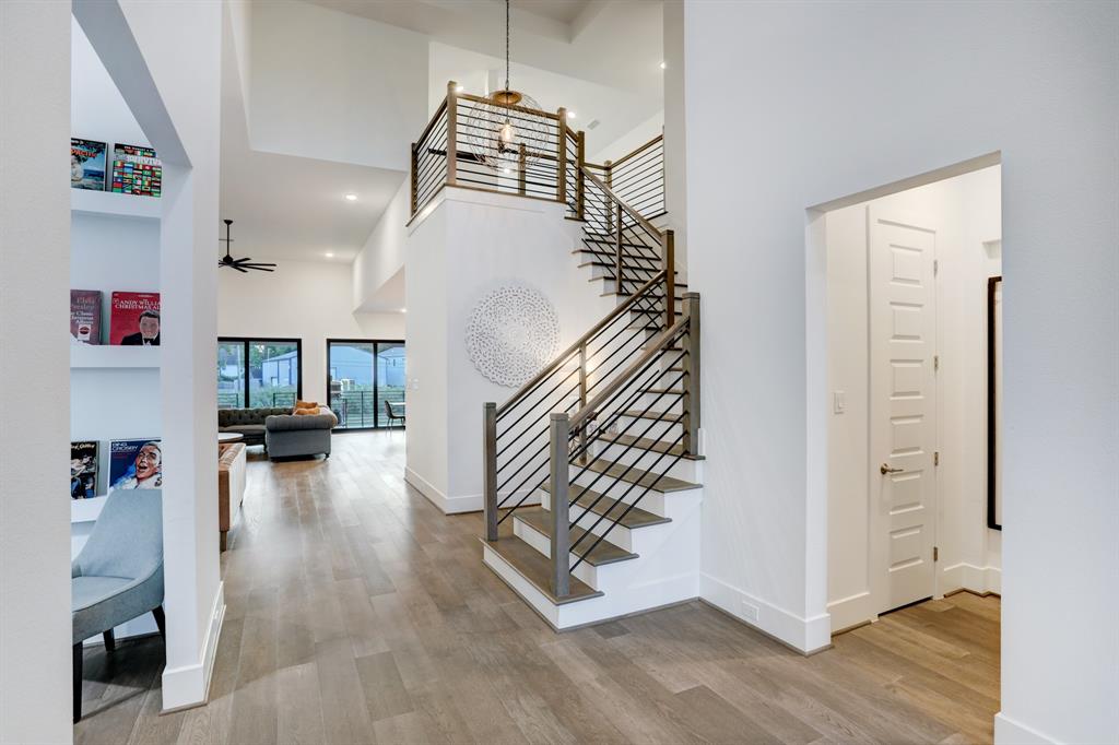 219 Blue Water Way, Kemah, Texas image 15
