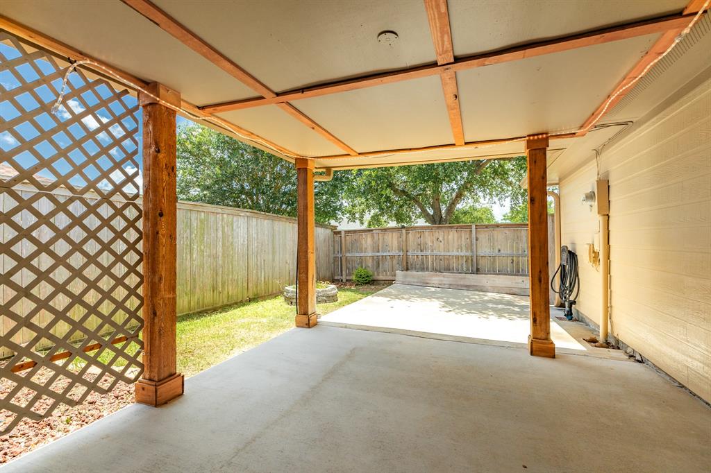 123 Silverbell Circle, Lake Jackson, Texas image 31