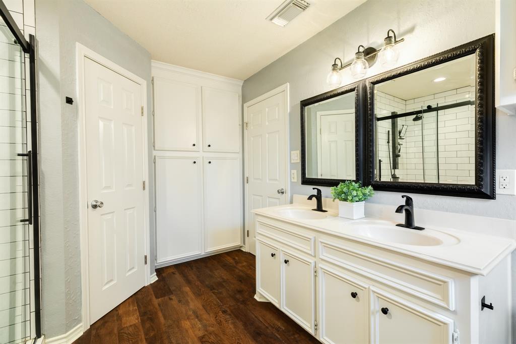 123 Silverbell Circle, Lake Jackson, Texas image 21