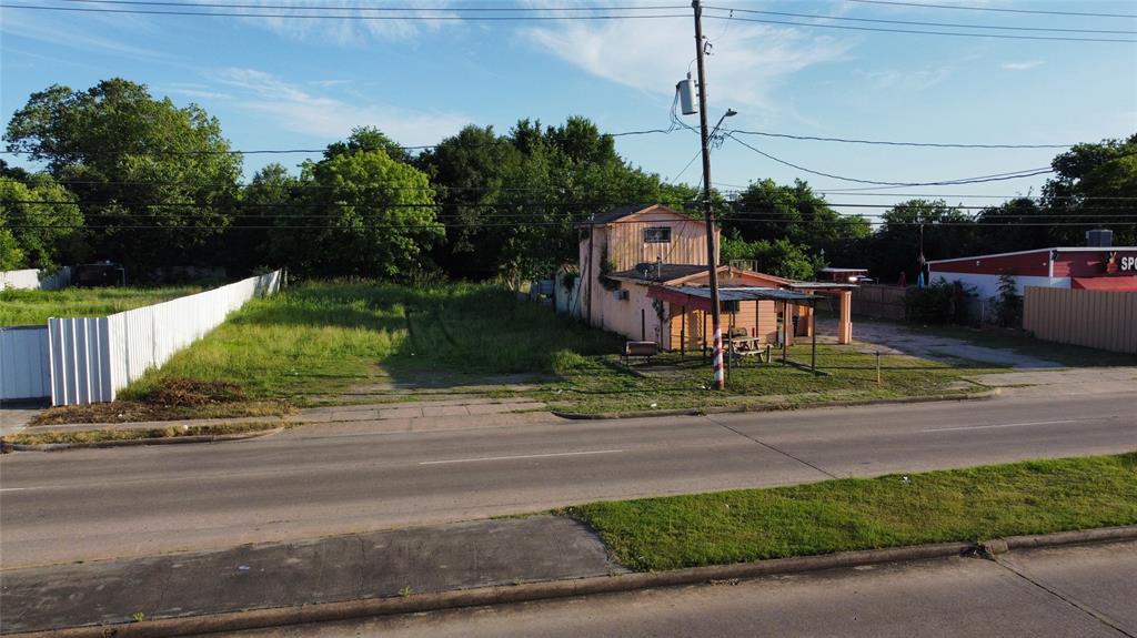 4746 Reed Road, Houston, Texas image 1