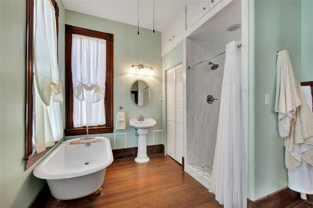 2608 Ursuline Street, Galveston, Texas image 29