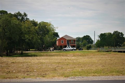  in Wallis TX 5815 Commerce Street 3.jpg