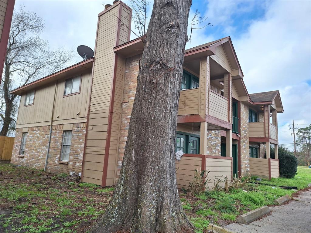 1327 Brenda Lane