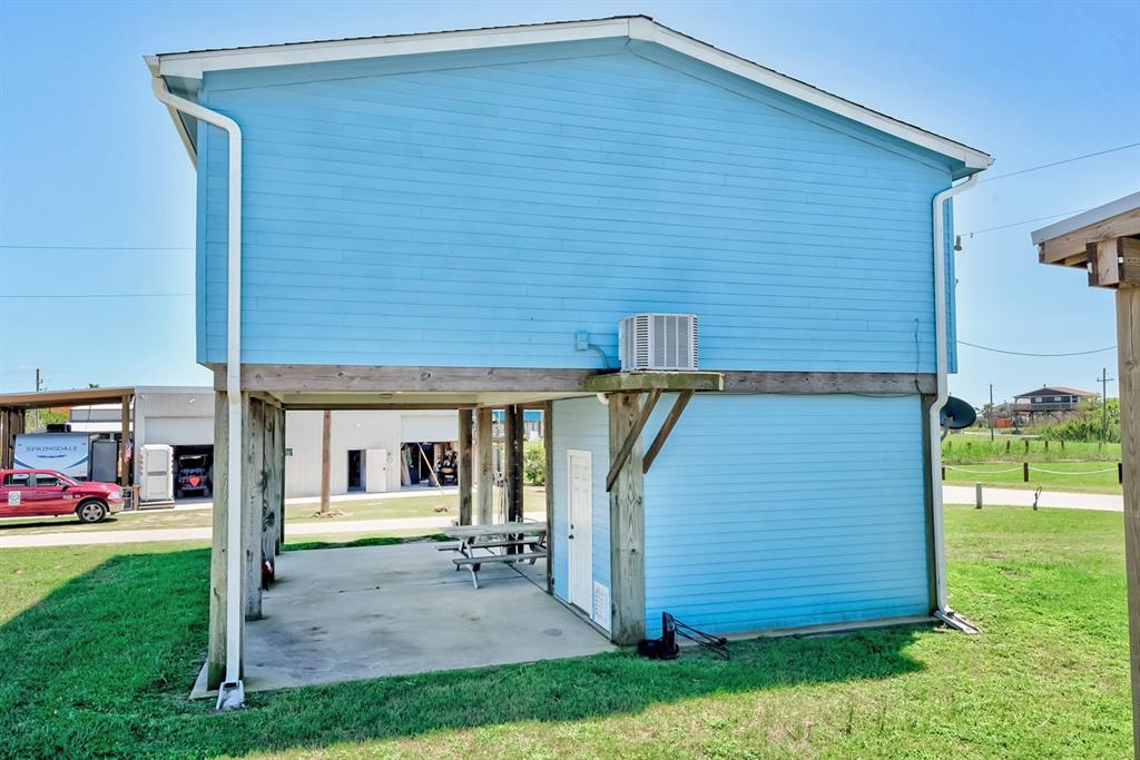 898 S Crystal Beach Road, Crystal Beach, Texas image 22