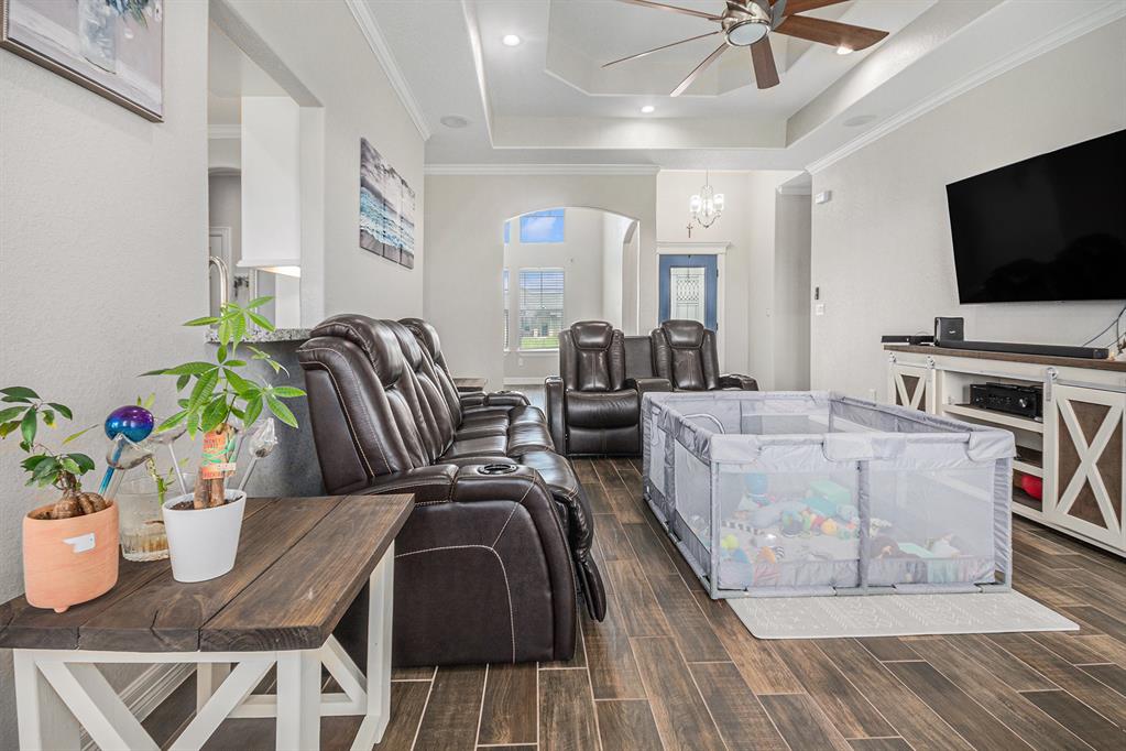 489 Sunset Trail