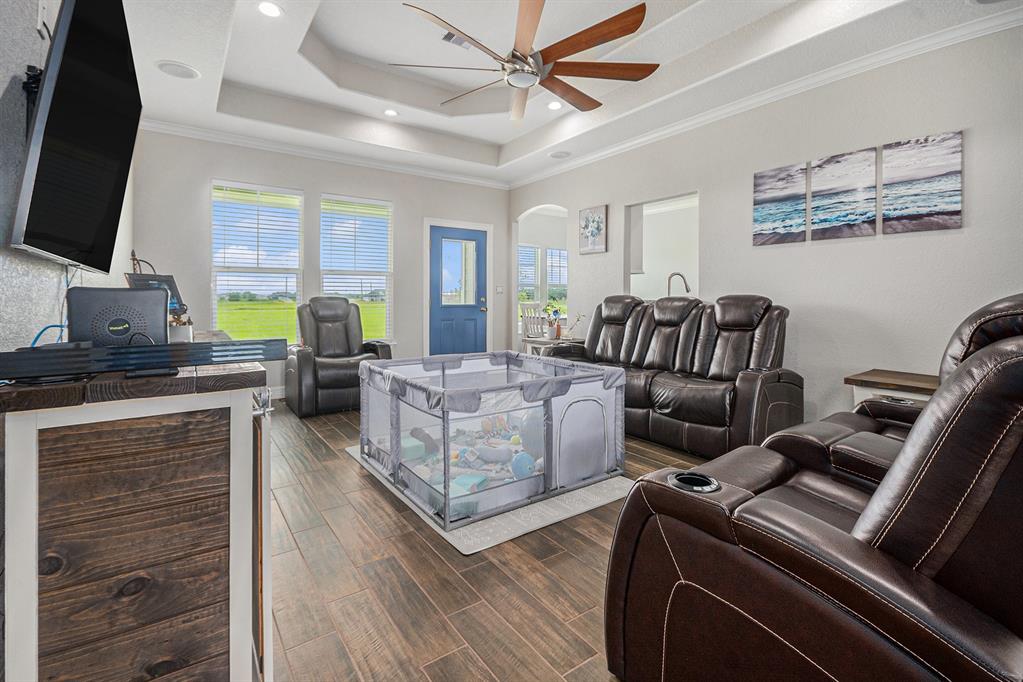 489 Sunset Trail