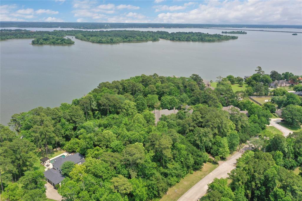 6 Kings River Court