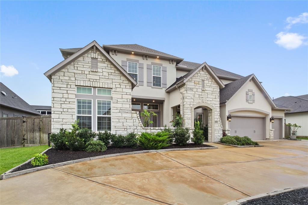 View Friendswood, TX 77546 house